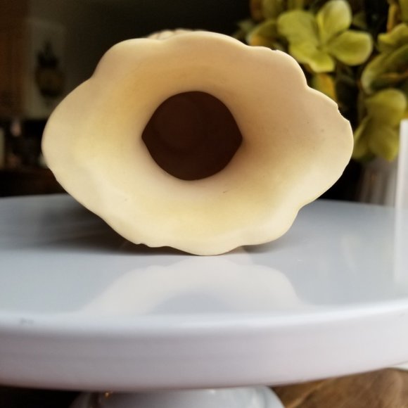 RARE Vintage USA/Hull Art Hull Art Swan Wing Handled Magnolia Vase - Picture 4 of 5